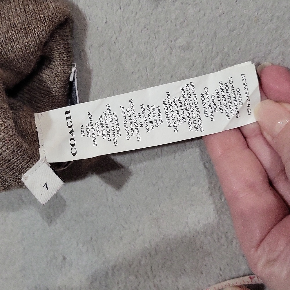 Coach Sheep Wool Lined Gloves - Picture 9 of 14